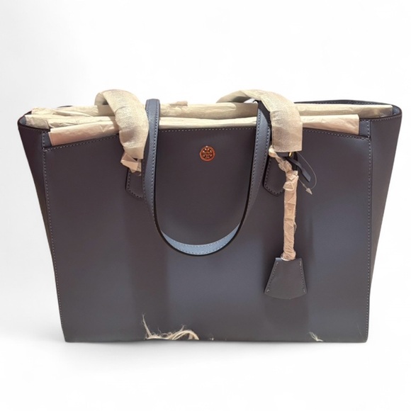 🌟 NWT Tory Burch Robinson Tote Bluewood Saffiano Leather + Dust Bag - Picture 3 of 10
